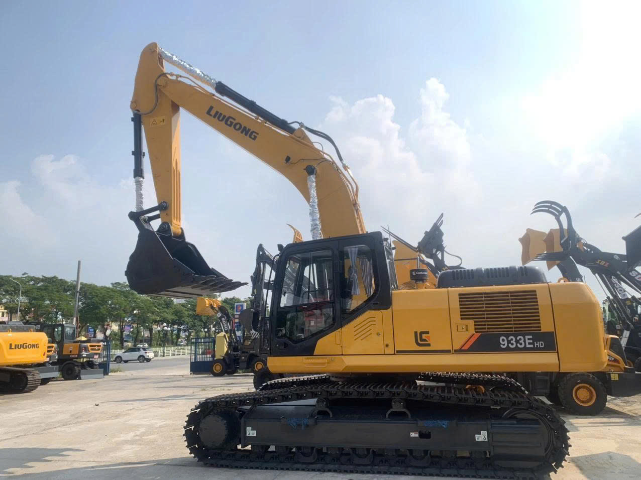 Máy Xúc Đào Bánh Xích LiuGong CLG933EHD - Lựa Chọn Tối Ưu Cho Công Trình Nặng